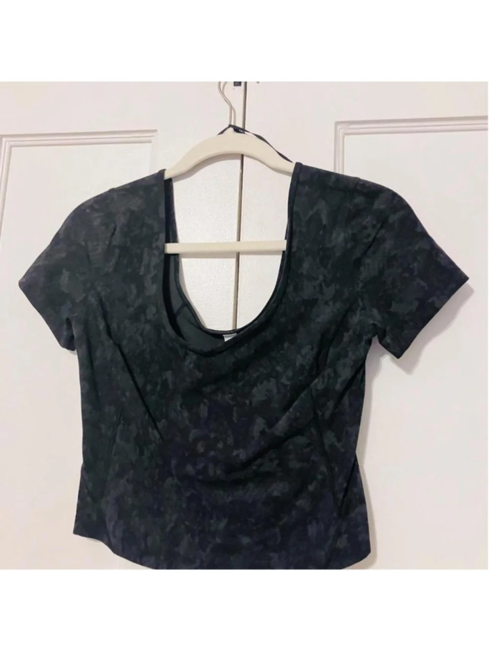 Grey Camo Lululemon Align T-Shirt (Incognito Camo, 6)